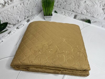 Покривало стьобане + 2 наволочки 50х70 см. 220х240 см. "Вензель"