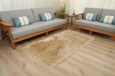 Килимок хутро лами 100х180см. "Бежевий"