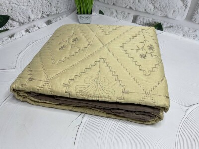 Покривало стьобане + 2 наволочки 50х70 см. 220х240 см. "Молоко з Кавою"